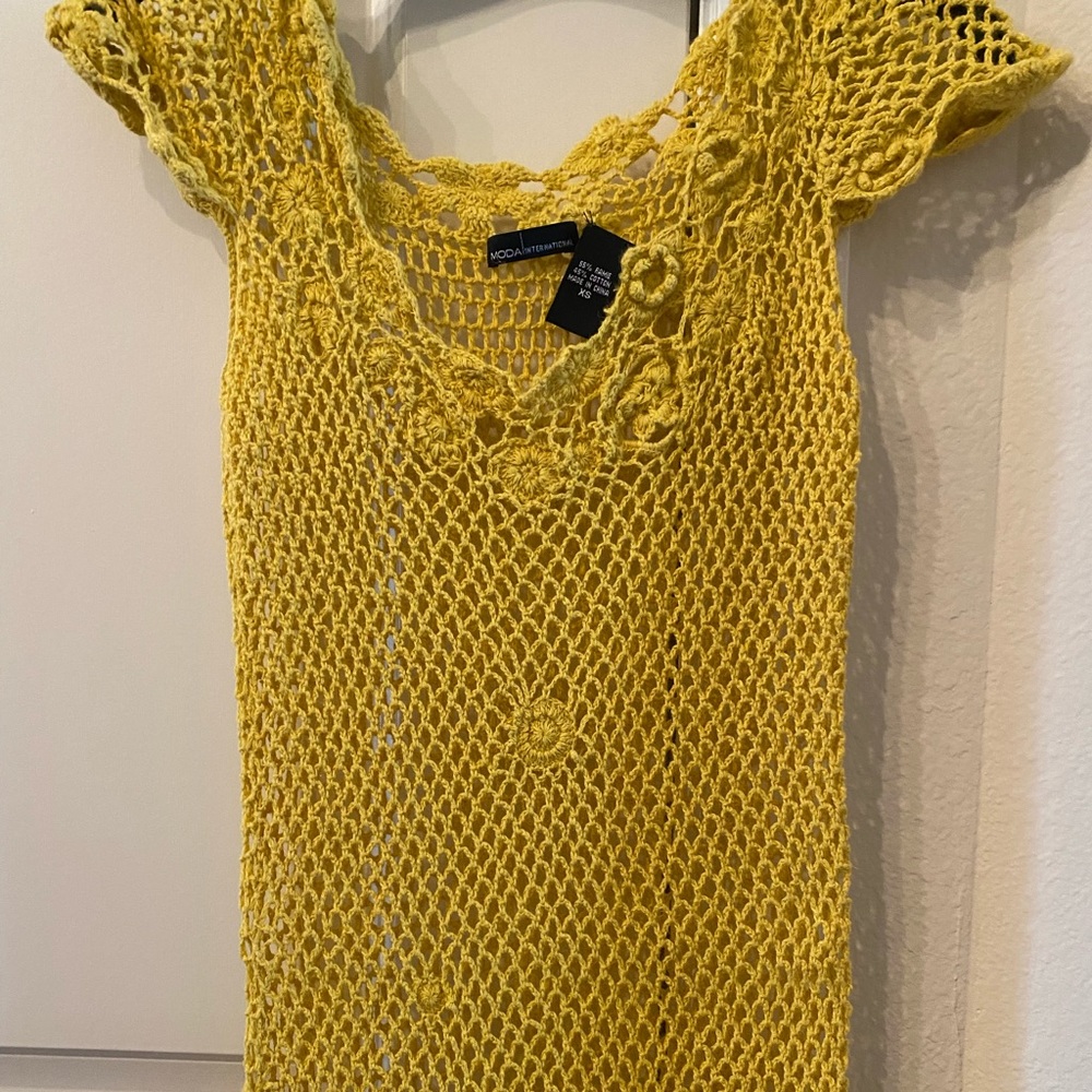 Top - Crochet- Moda International